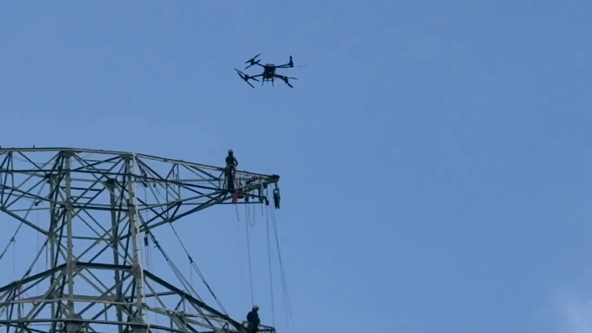 ドローンによる送電インフラ支援